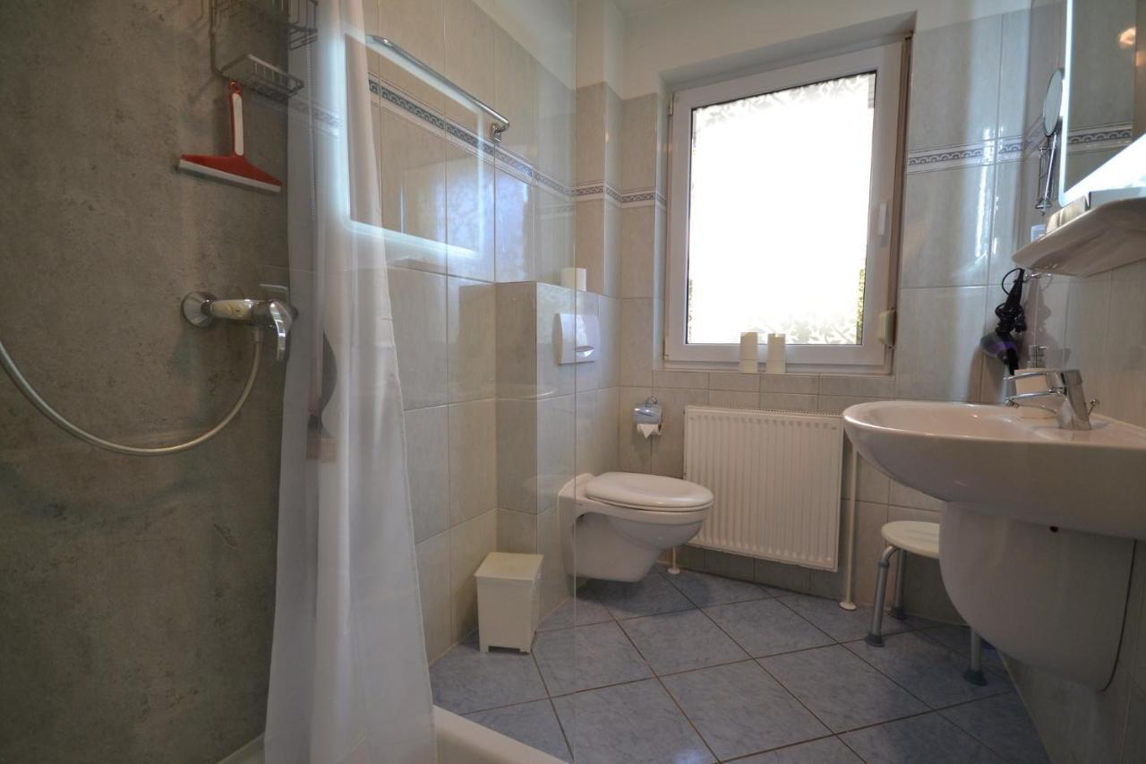 Villa Haus Sir Henry Grömitz Esterno foto